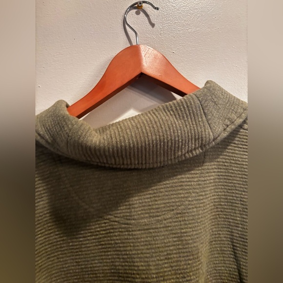 L.L. Bean Men's Forest Green Zip-Up Sweater quilted textured winter - Picture 4 of 13